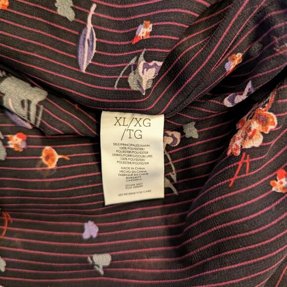 cabi Pinstripe Floral Cami V Neck Style 3607 - Picture 4 of 4